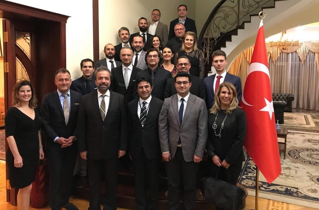 Foruma katılan Türk mimarlık heyeti Türkiye'nin Taşkent Büyükelçiliği'nde